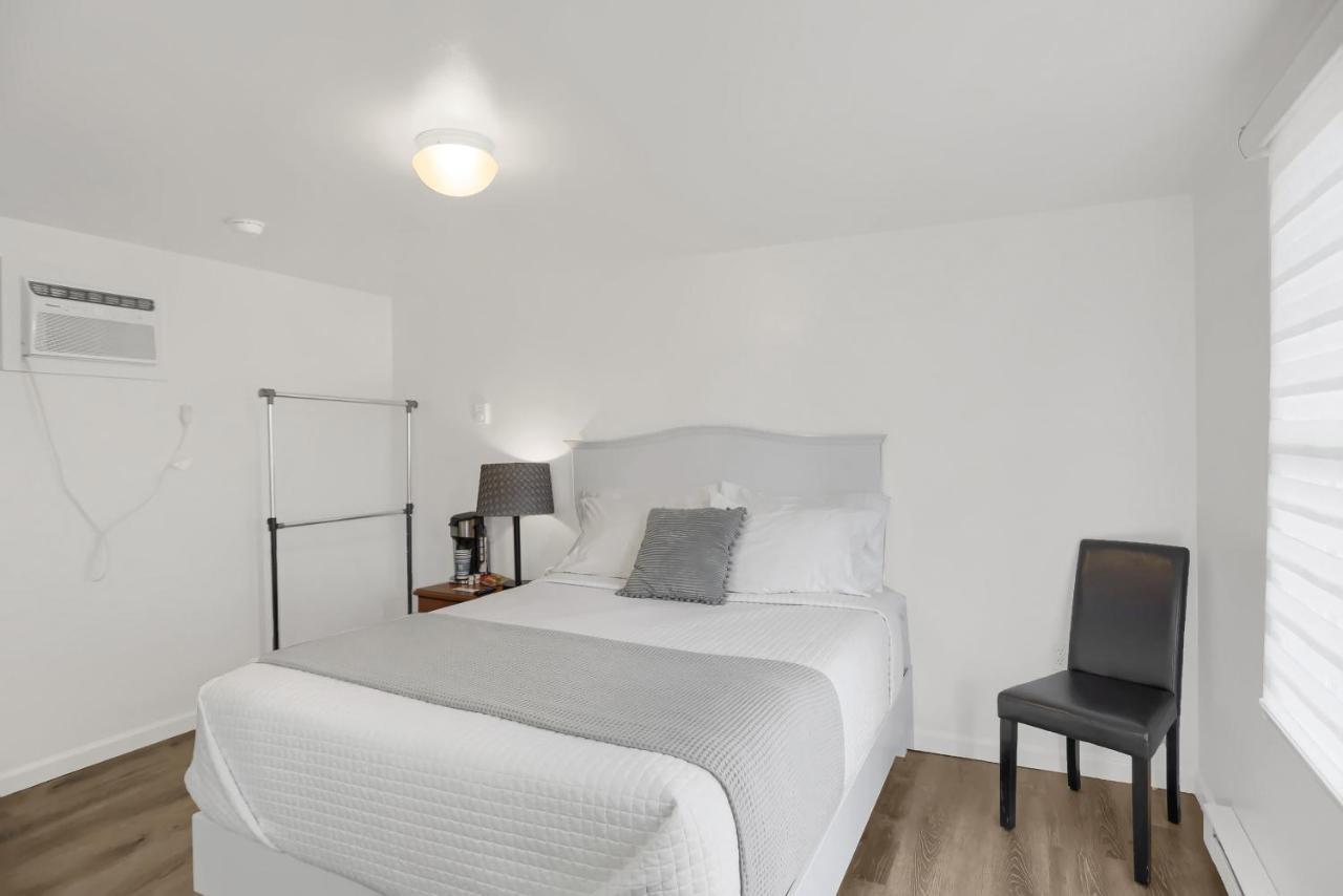 Halifax Inn Екстер'єр фото