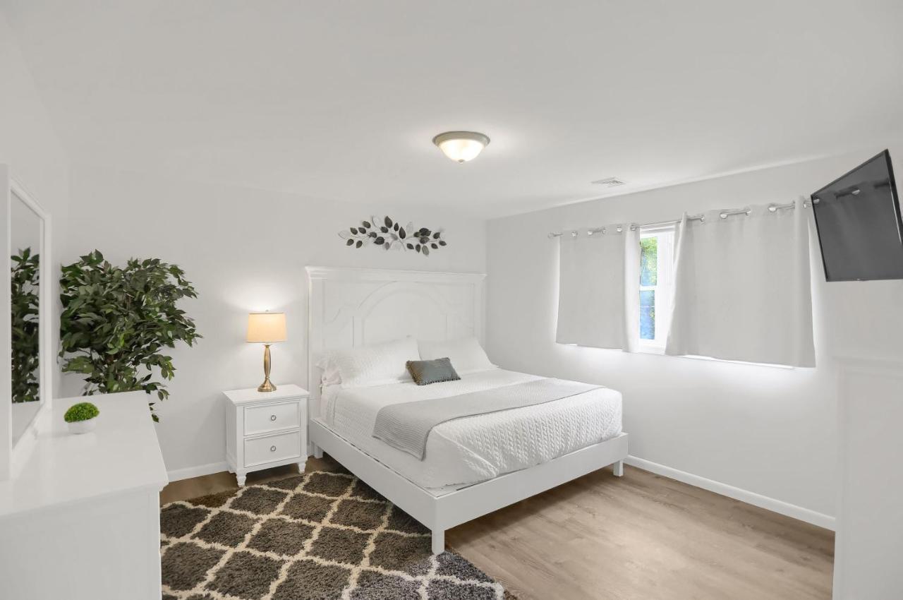 Halifax Inn Екстер'єр фото