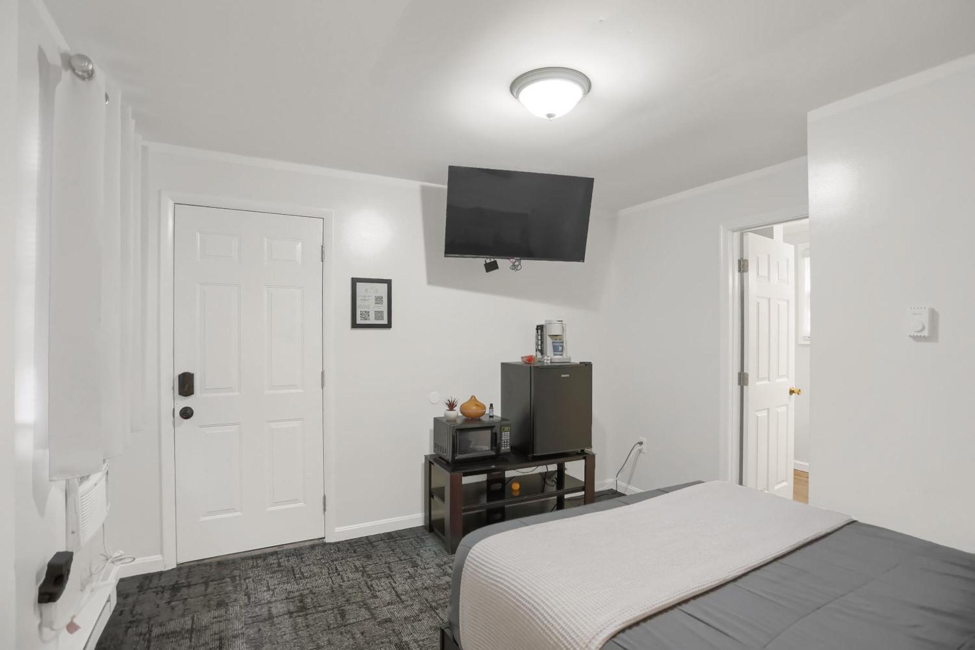 Halifax Inn Екстер'єр фото